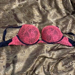 Victoria secret Extra Push up Bra